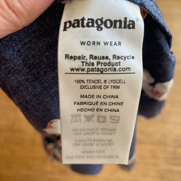 Patagonia Blue Floral dress - Picture 2 of 7